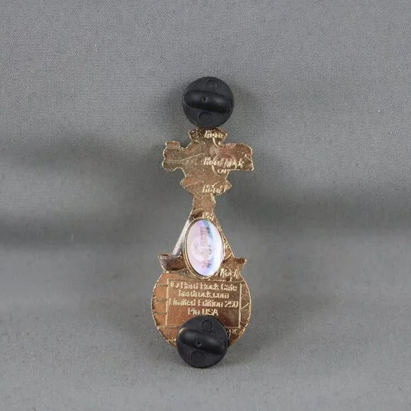 Hard Rock Cafe/Casino ( London UK) - Father Christmas Guitar Pin - 1 of 250 - Picture 2 of 3